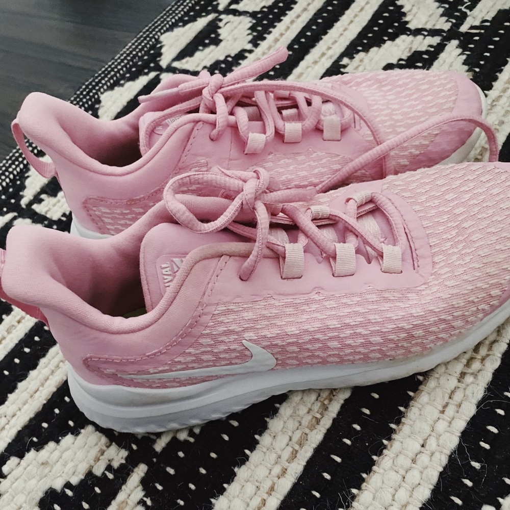Girls Nike shoes